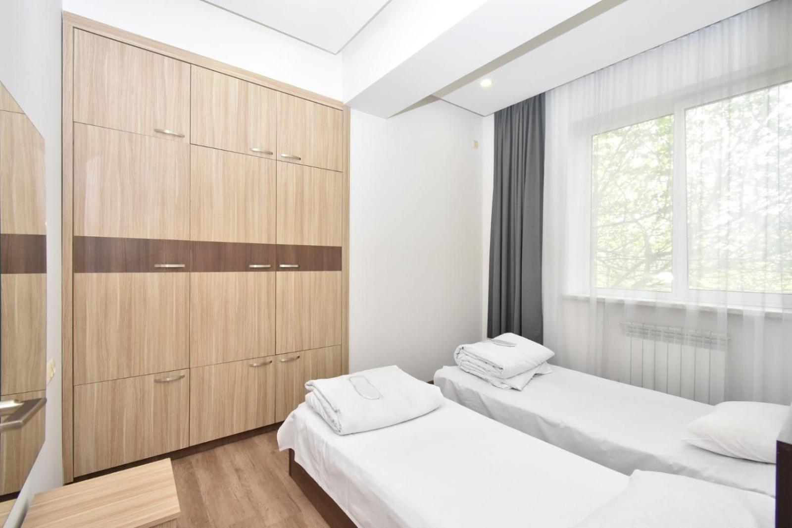 Rent Inn Yerevan On Chaykovski Street Экстерьер фото